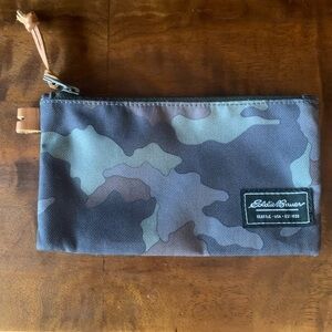 Eddie Bauer Camouflage Toiletry Bag